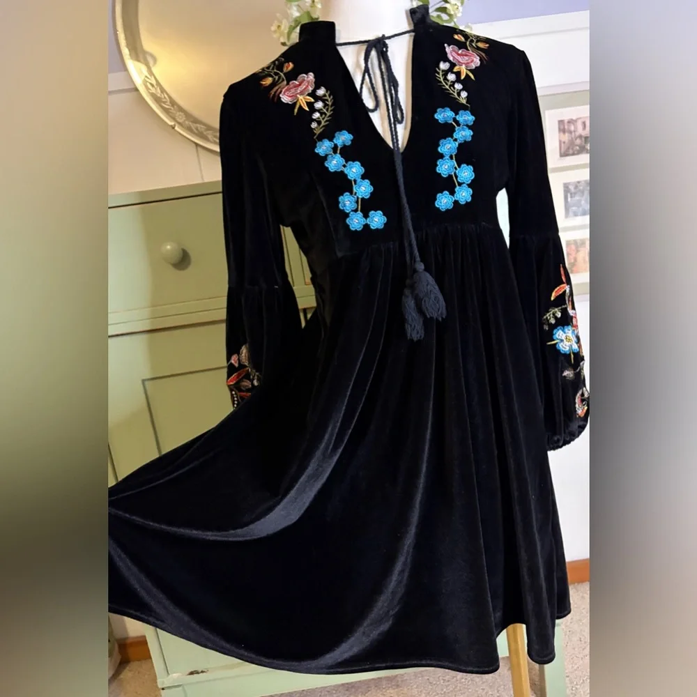ASA Black Velvet Embroidered Floral Bohemian Style Dress - Picture 10 of 13